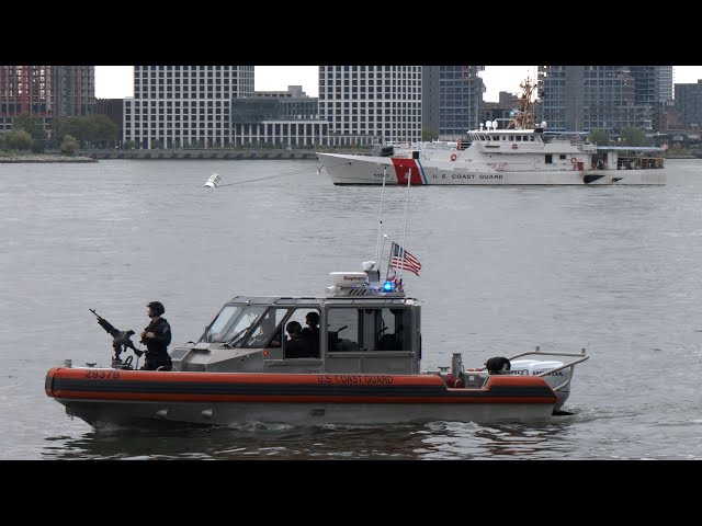 US Coast Guard and security boats protect United Nations building ⚓️