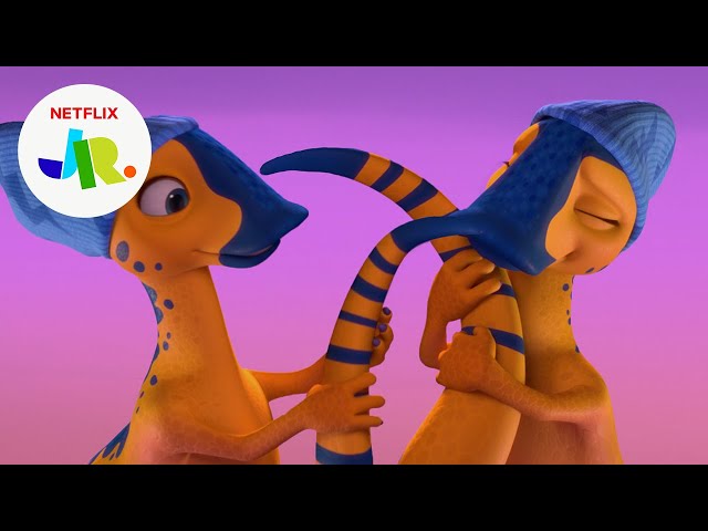 “Me and My Tail” Song Clip 🦖 Ridley Jones | Netflix Jr.