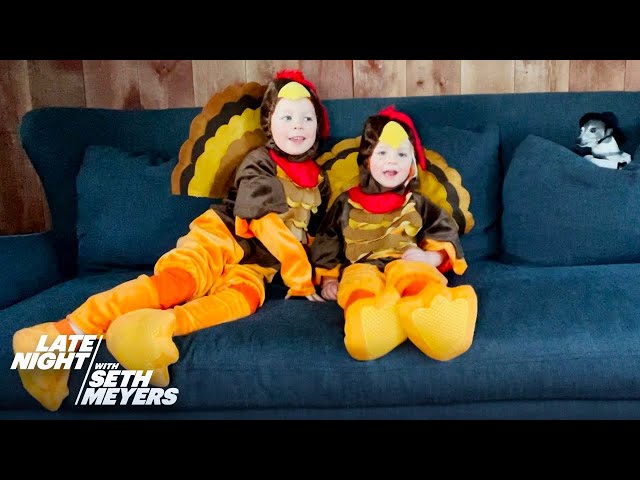 Seth’s Sons Dress Up as Turkeys to Celebrate Thanksgiving