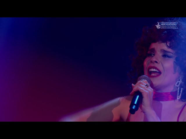 Paloma Faith – Bad Woman (Live from The National Lottery’s NYE Big Bash)