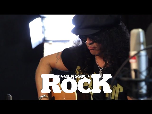 Slash ft. Myles Kennedy - Standing In The Sun | Unplugged | Classic Rock Magazine