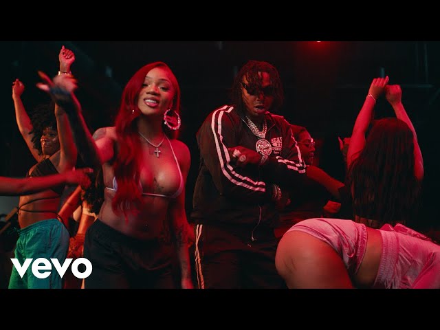 GloRilla - All Dere (feat. Moneybagg Yo) (Official Music VIdeo)