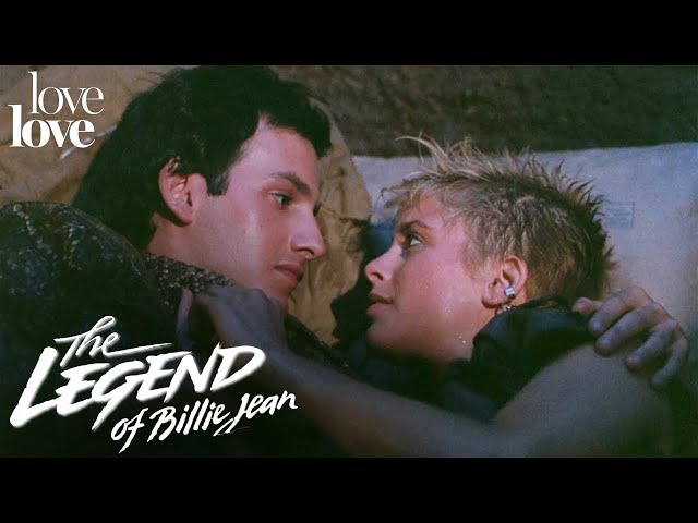 The Legend of Billie Jean | Billie & Lloyd's Sweet Kiss | Love Love