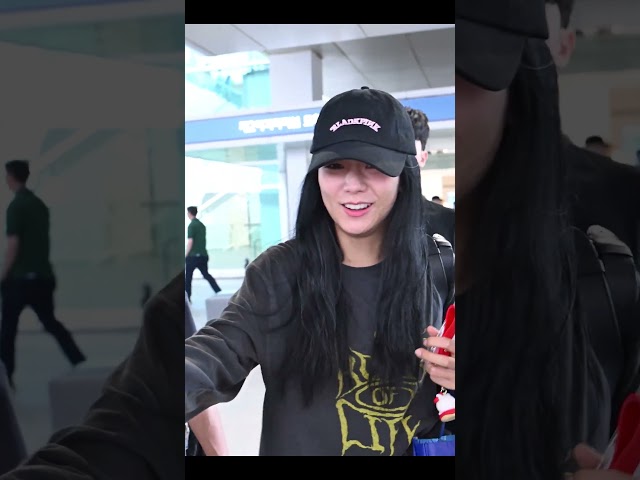 '조심 조심 천천히' 천사 블랙핑크 지수 입국 (공항패션) #BLACKPINK #JISOO #Newsen