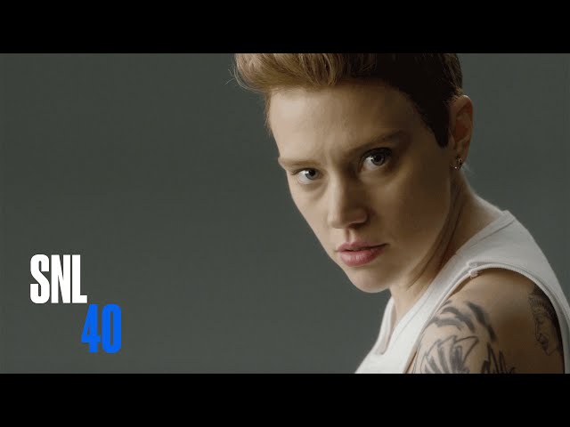 Bonus Footage: Calvin Klein Ads (Kate McKinnon)