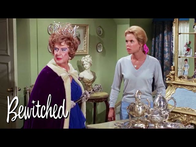Samantha Tries Persuading The Queen | Bewitched