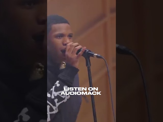 bronx 🐐 A Boogie Wit Da Hoodie performed a medley of his hit singles for Audiomack's #trapsymphony