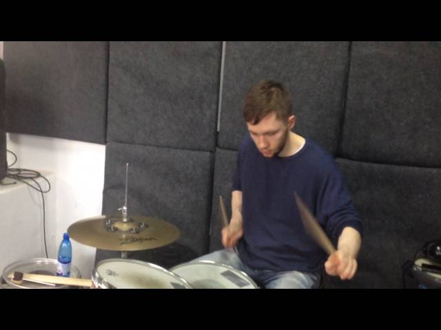 random drummin'