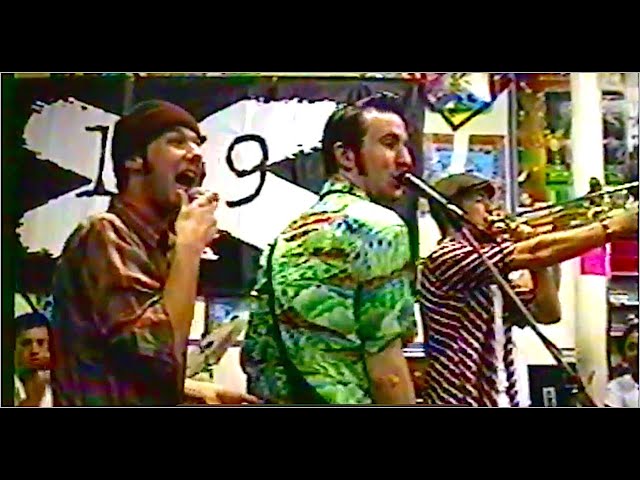 Reel Big Fish - 1997 In Store performance (Aaron drank too much Jolt Cola)