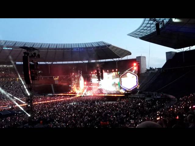 Coldplay "Charlie Brown" Live @Berlin Olympiastadion, 29.06.2016