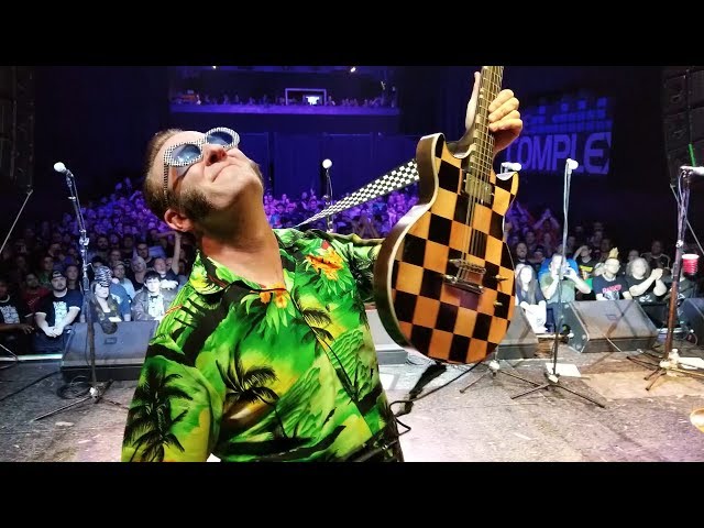 Reel Big Fish - Ska Show (Official Music Video)