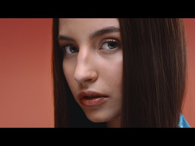 Julia Wieniawa - Nie muszę (Official Video)