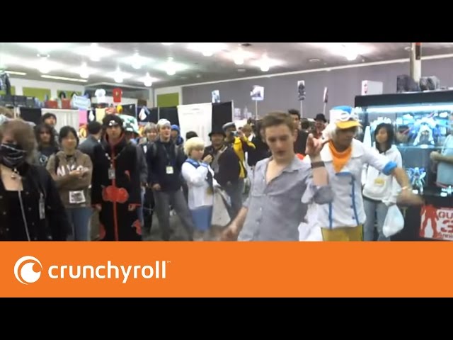 FanimeCon 2011 | Edward Dances to 'Thriller' | Crunchyroll