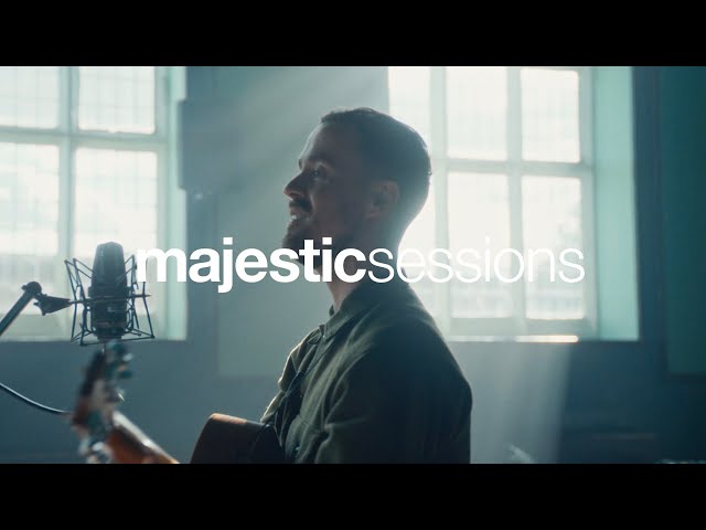Maverick Sabre - Can't Be Wrong (Live) | Majestic Sessions