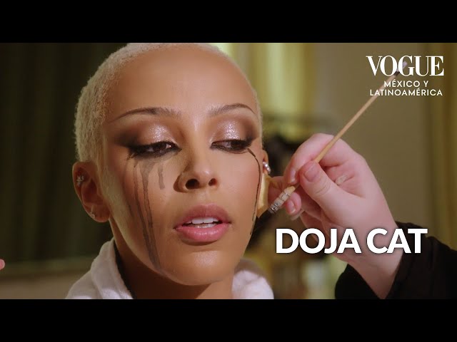 Doja Cat lució una camiseta mojada y makeup dramático en la MET Gala 2024| Vogue México y Latam