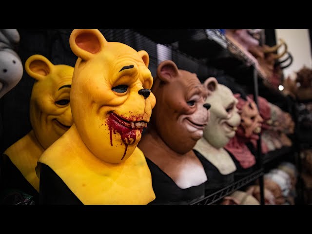 Silicone Creature Masks at Monsterpalooza 2022!