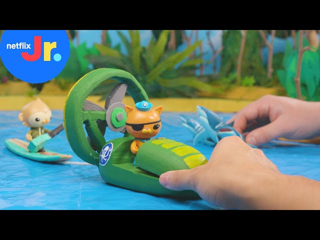 Octonauts Toy Play: Alligators vs. Sharks! | Octonauts Above & Beyond | Netflix Jr