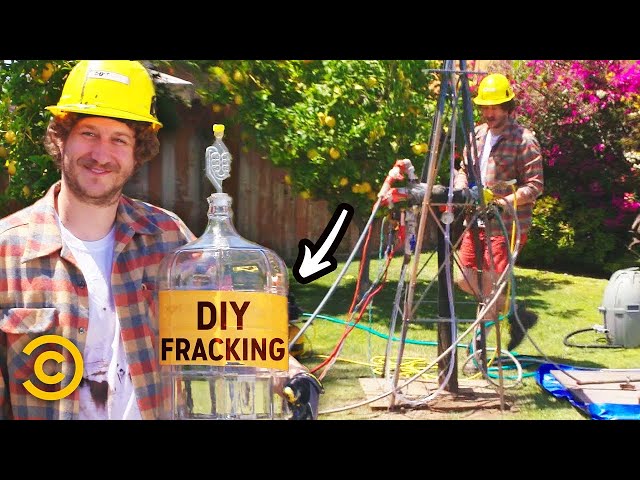 Meet the Man Fracking His Own Backyard for Gas - Mini-Mocks