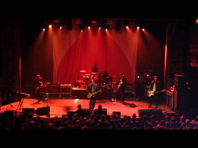 the gaslight anthem - red at night & bruce springsteen's i'm on fire mashup [live]