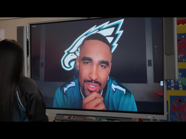 Eagles QB Jalen Hurts Comes to Abbott's Career Day - Abbott Elementary