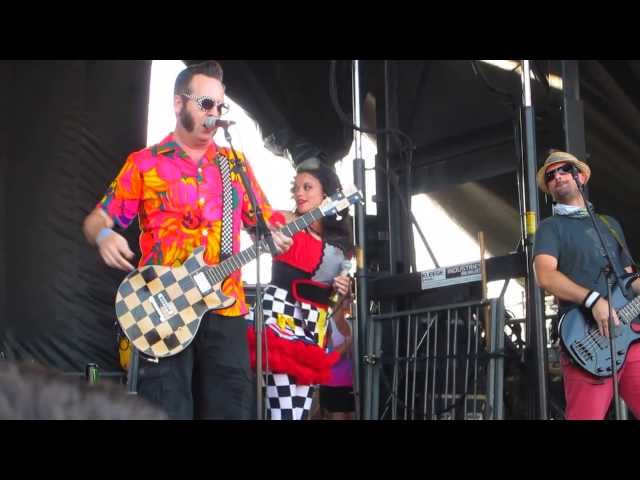Reel Big Fish - Another F.U. Song/She Has A Girlfriend Now (With Beebs)/Call Me Maybe/Beer Live