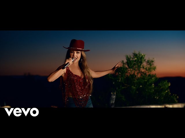 Thalia - Para Qué Celarme (Official Video)