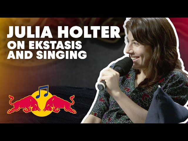 Julia Holter talks Field Recordings, Ekstasis and Singing | Red Bull Music Academy