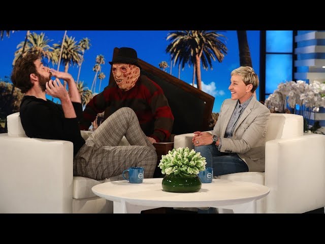 John Krasinski Gets a Scare on Ellen's Street