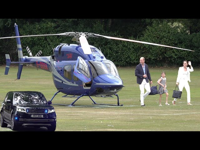 Prince William, Catherine & Charlotte take off in a helicopter 🚁