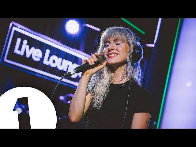 Paramore cover Drake's Passionfruit in the Live Lounge