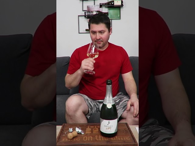 1 Minute Review - Barefoot Bubbly Brut Cuvee